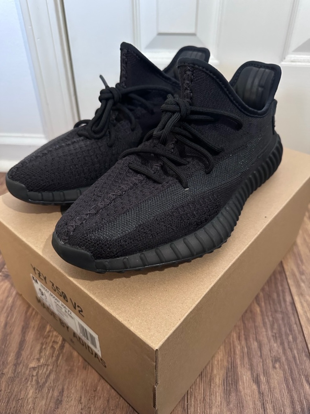 adidas Yeezy Boost 350 V2 Black Sneakers